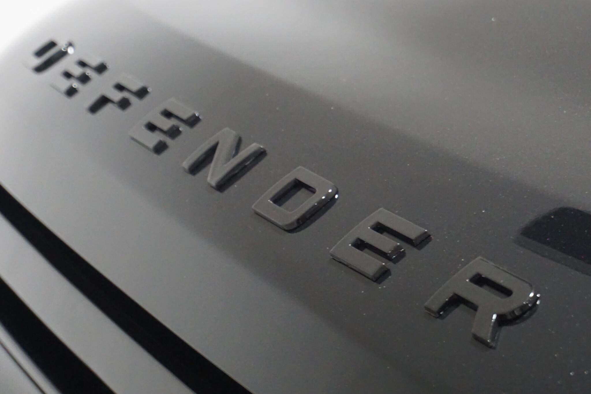 Land Rover Defender 110 3.0 D250 MHEV X-Dynamic HSE SUV 5dr Diesel Auto 4WD Euro 6 (s/s) (250 ps)